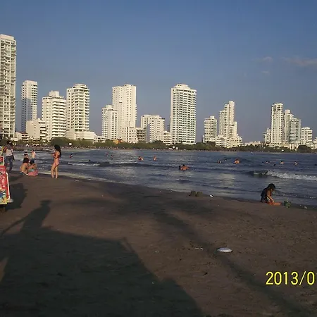 En Cartagena, Cerca Al Mar, Edificio Nuevo Conquistador Apartment