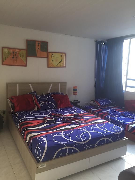 En Cartagena, Cerca Al Mar, Edificio Nuevo Conquistador *