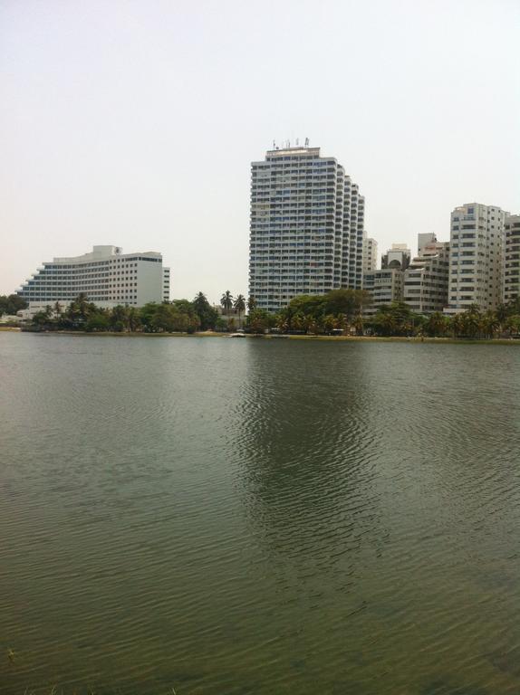 Apartamento En Cartagena, Cerca Al Mar, Edificio Nuevo Conquistador Cartagena