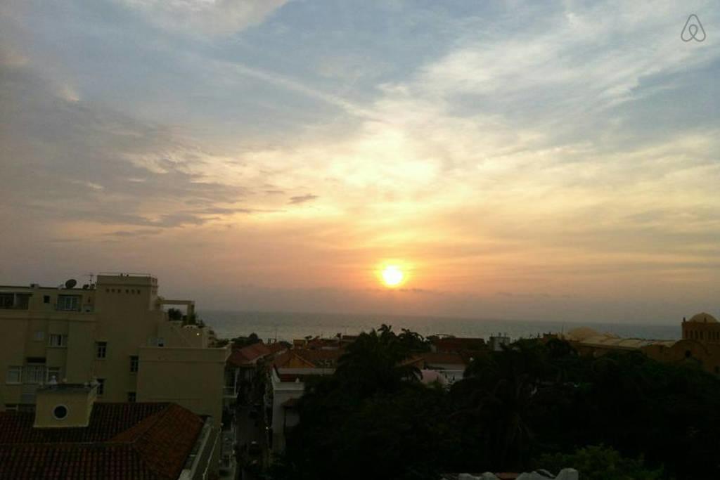 En Cartagena, Cerca Al Mar, Edificio Nuevo Conquistador Apartamento Cartagena